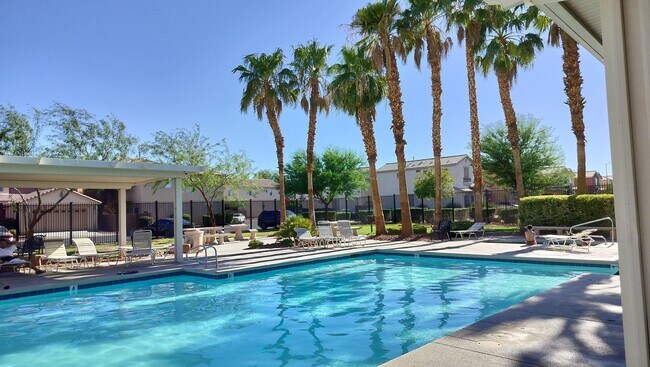 Building Photo - Spacious 4-Bedroom in Gated Copper Creek w...