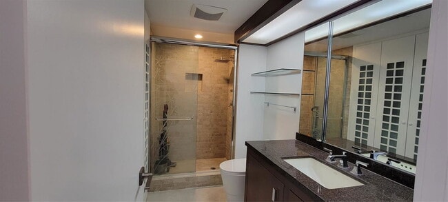 Building Photo - 19355 Turnberry Way