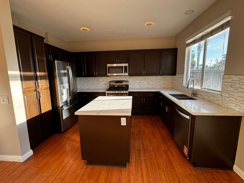 Building Photo - 8717 Timberwood Ct