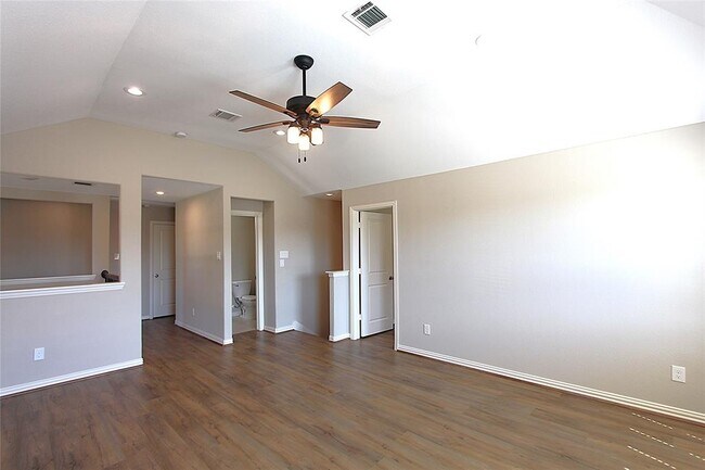 Building Photo - 19218 Presa Canyon Dr