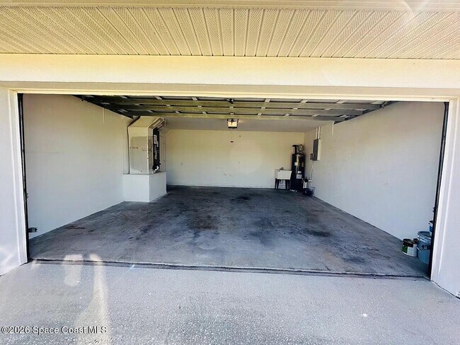 Building Photo - 130 Norwood Ave