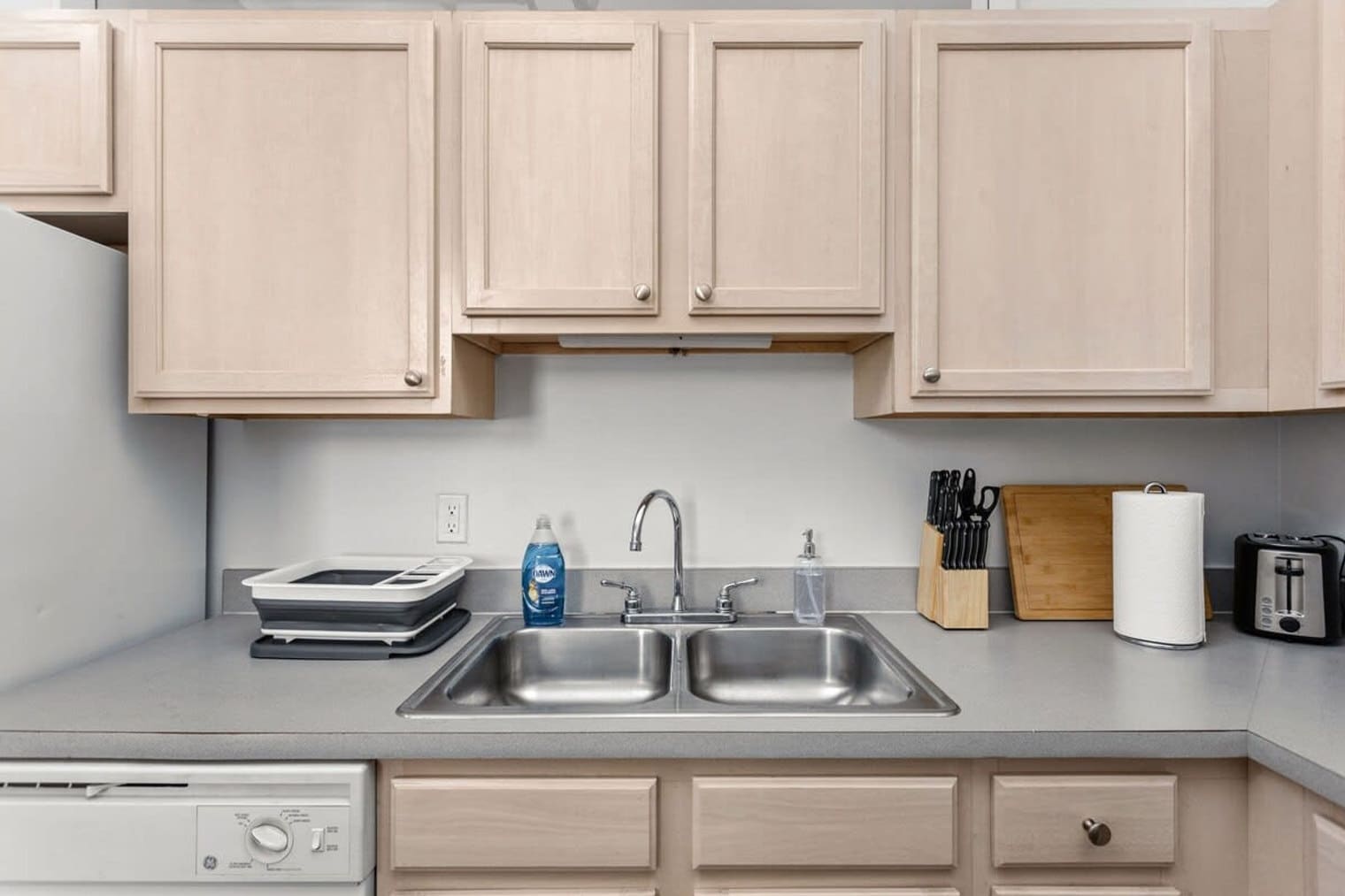 Building Photo - 50 N Illinois St