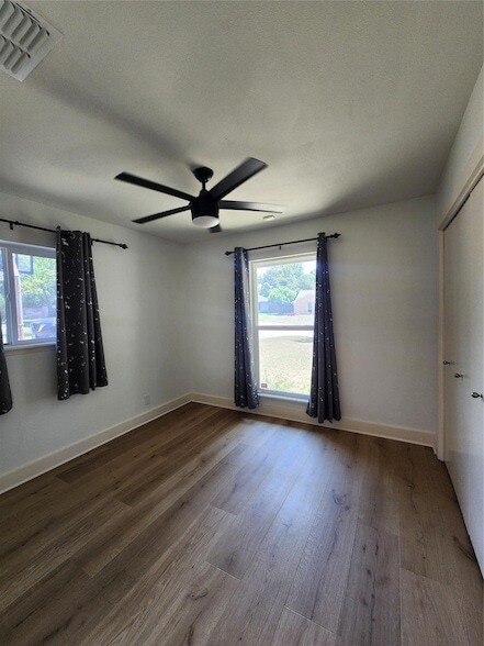 Building Photo - 1804 Kingwood Cove