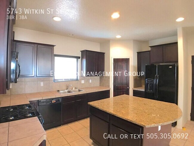 Building Photo - 5743 Witkin St SE