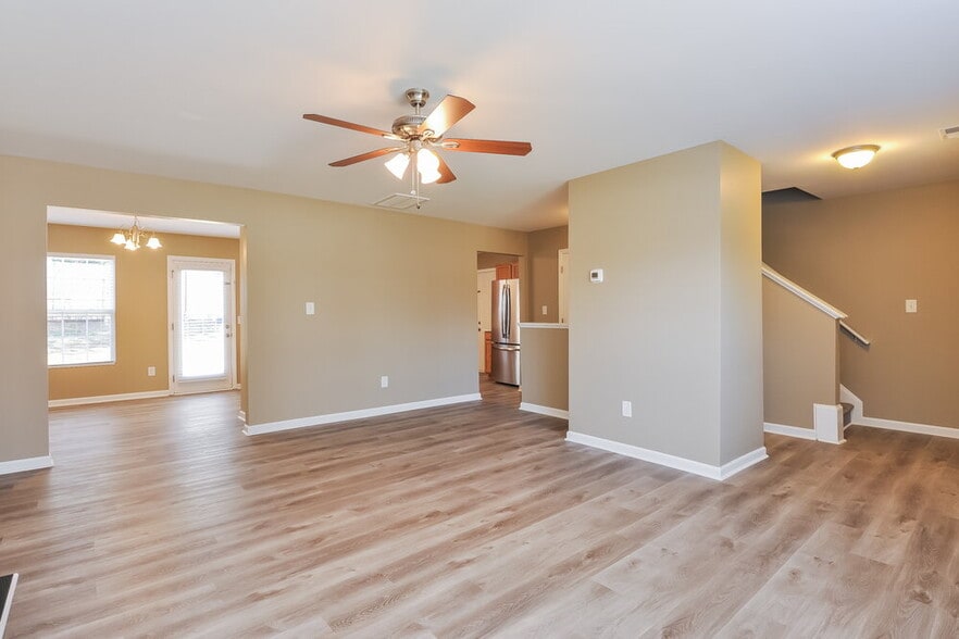 Building Photo - 3408 Mogollon Ct