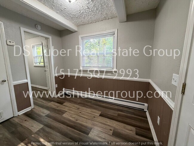 Building Photo - 4927 Starr Ave
