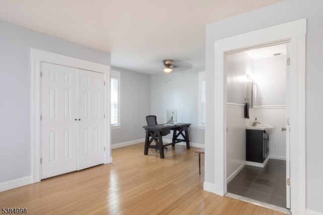 Building Photo - 617 Washington Ave