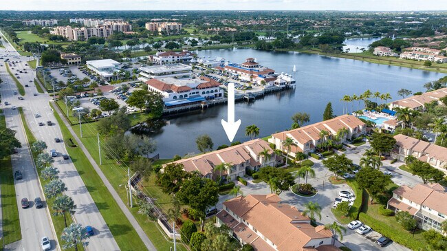 Building Photo - 6810 Via Regina