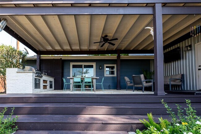 Building Photo - 3600 Marcae Ct