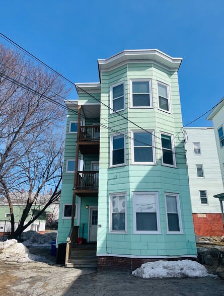 Building Photo - 98 Blake St