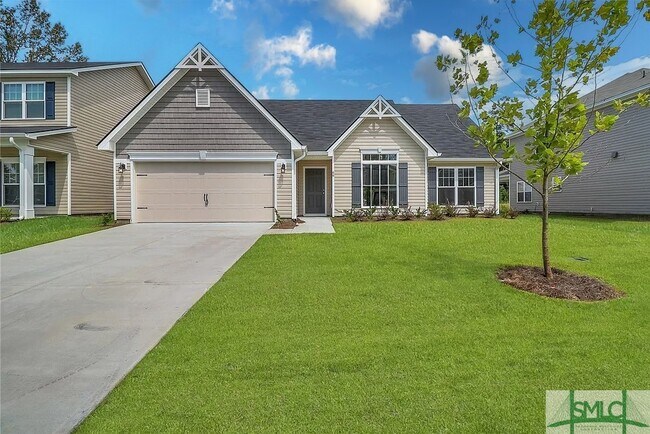 Primary Photo - 66 Swallow Tail Cir