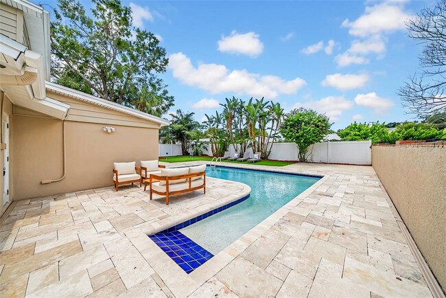 Building Photo - 4924 Shetland Ave