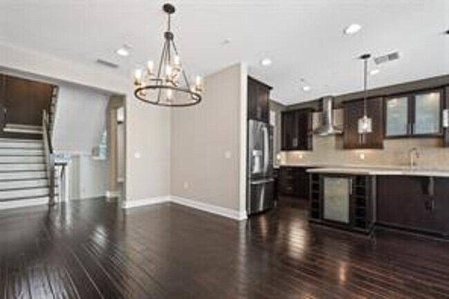 Building Photo - Baldwin Park three story townhome