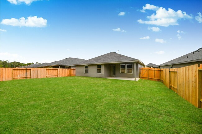 Building Photo - 27458 Serene Pne Dr