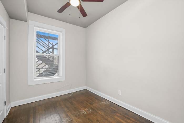 Building Photo - 1652 S Ridgeway Ave