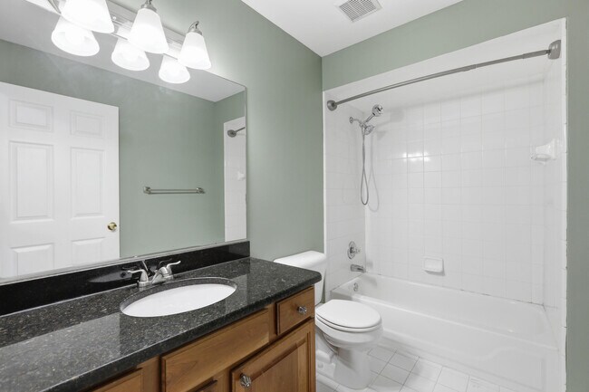 Building Photo - 26493 Isleworth Point