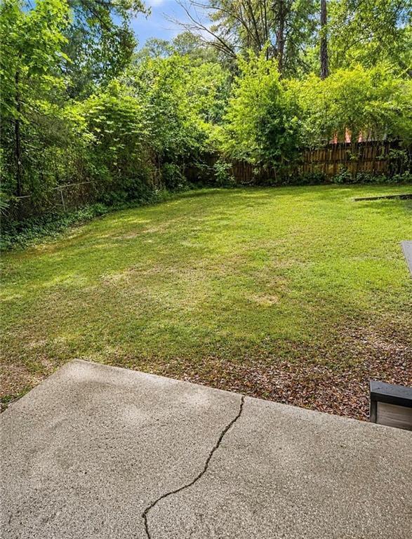 Building Photo - 2196 Knoll Dr