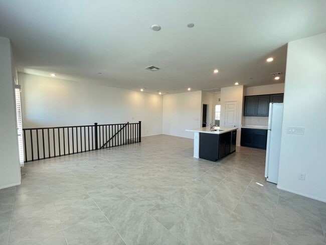 Building Photo - Coming Soon-2 Story Townhome Ready for new tenant on 6/15/2026!