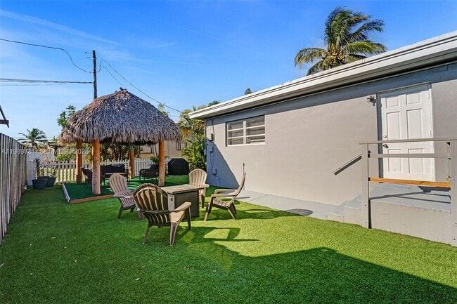 Building Photo - 529 NW 8th St