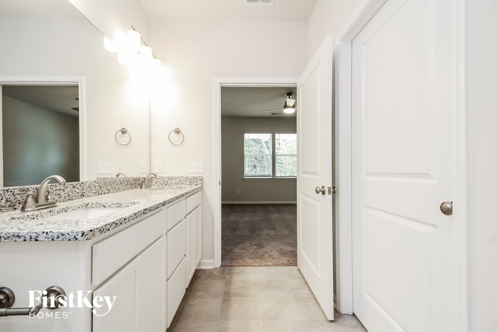 Building Photo - 429 Yoshino Cherry Dr
