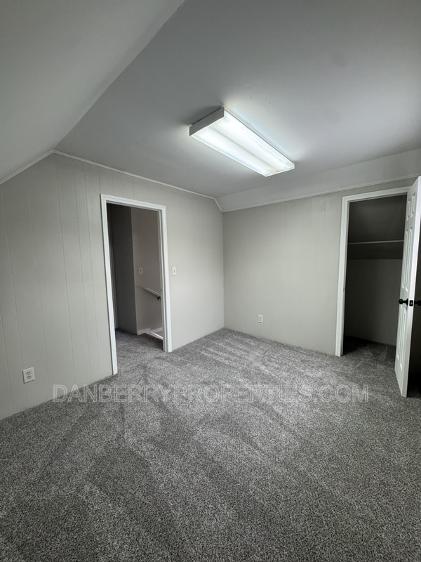 Building Photo - 929 Tiffin Ave