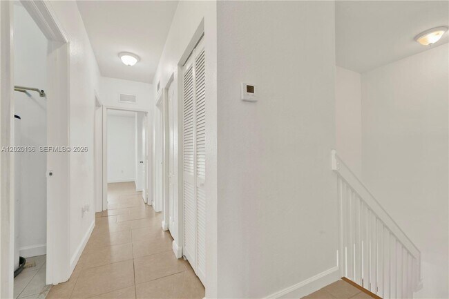 Building Photo - 8566 SW 214th Way