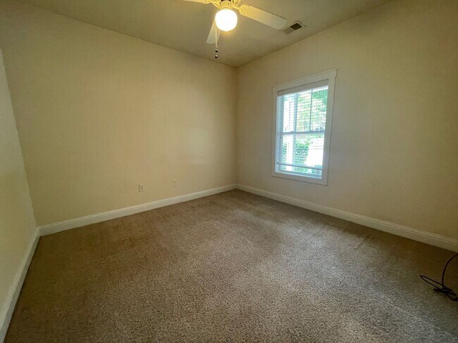 Building Photo - PRE-LEASING FOR AUGUST 2026!