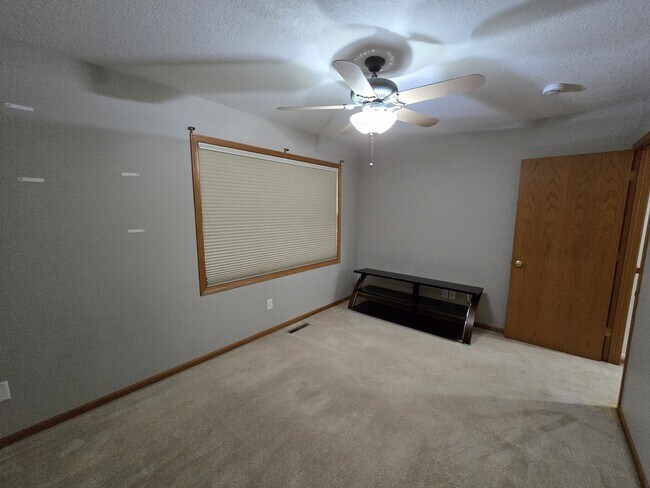 Building Photo - 4710 Donald Dr