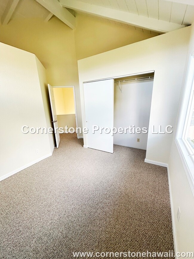 Building Photo - 99-969-969 Aiea Heights Dr