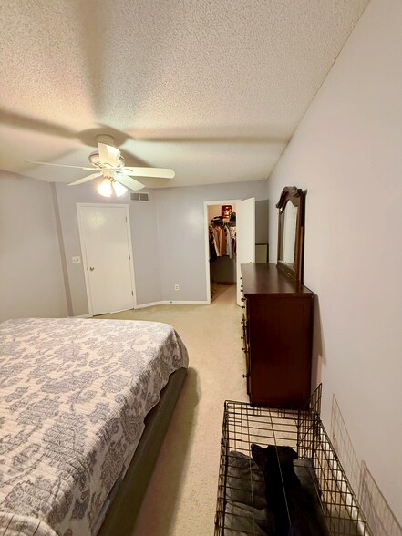 Building Photo - 14546 Cobalt Ave