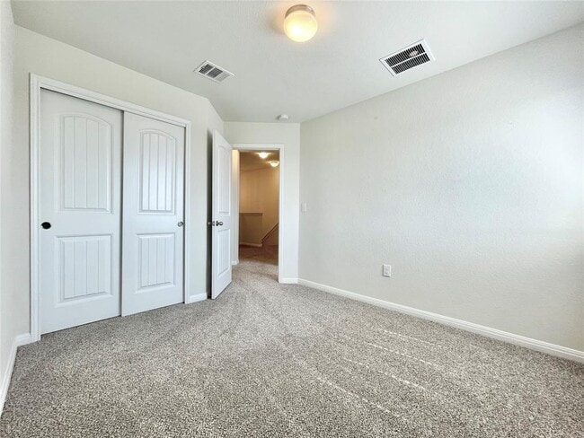 Building Photo - 513 N Heatherwilde Blvd