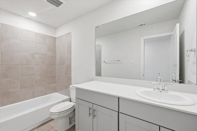 Building Photo - 2821 Bursera Ln