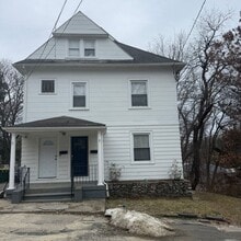 Building Photo - 12 Harvard St