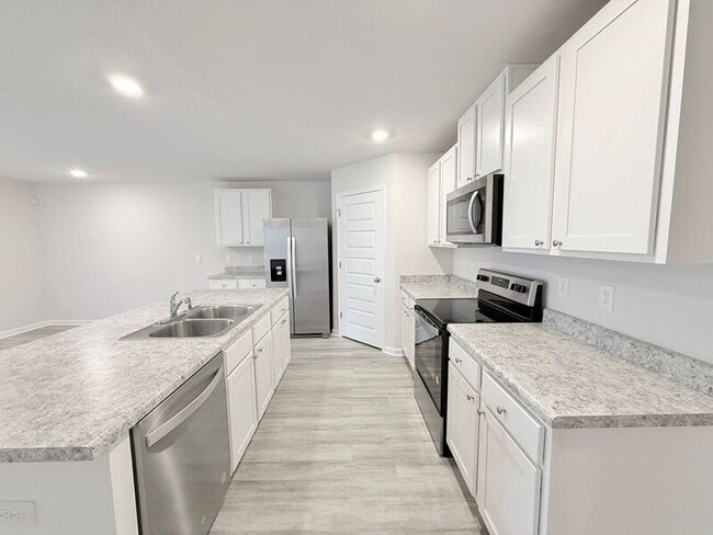 Building Photo - 4384 Winged Elm Ct