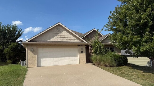 Primary Photo - 5109 Lake Trout Ct