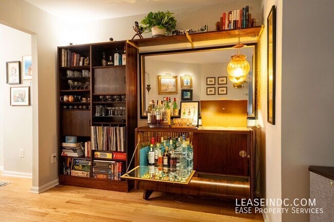 Building Photo - 1325 13th St NW