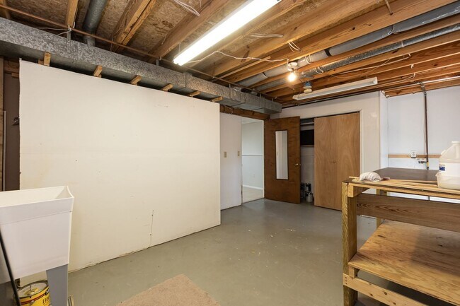 Building Photo - Shaded Five Bedroom Home!