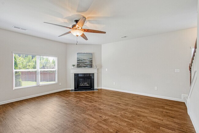 Building Photo - 4639 Southwind Rd