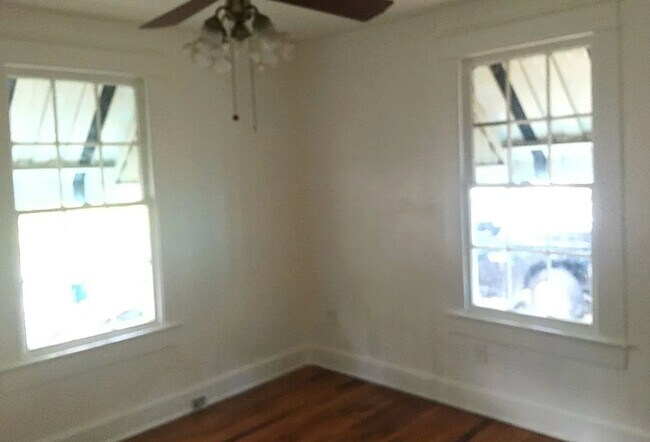 Building Photo - 4348 Bawell St