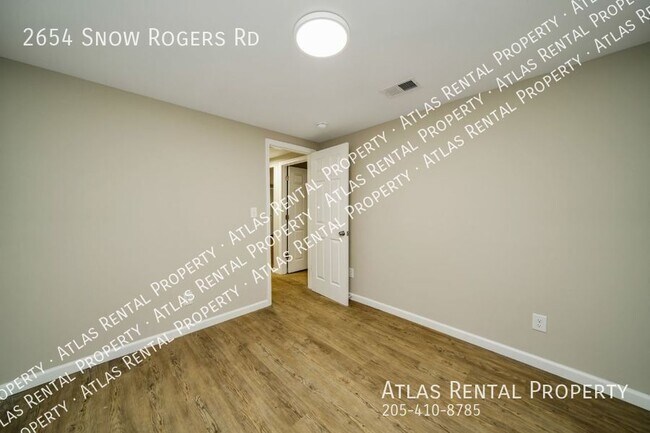 Building Photo - 2654 Snow Rogers Rd