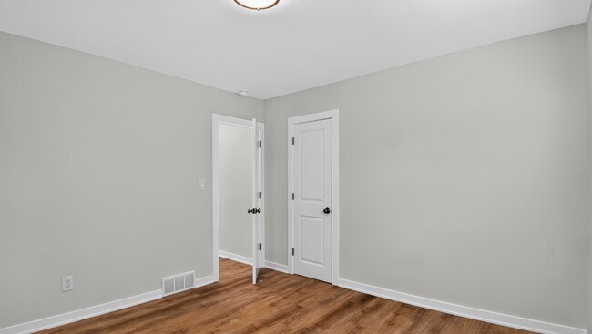 Building Photo - 3582 N Milford Rd