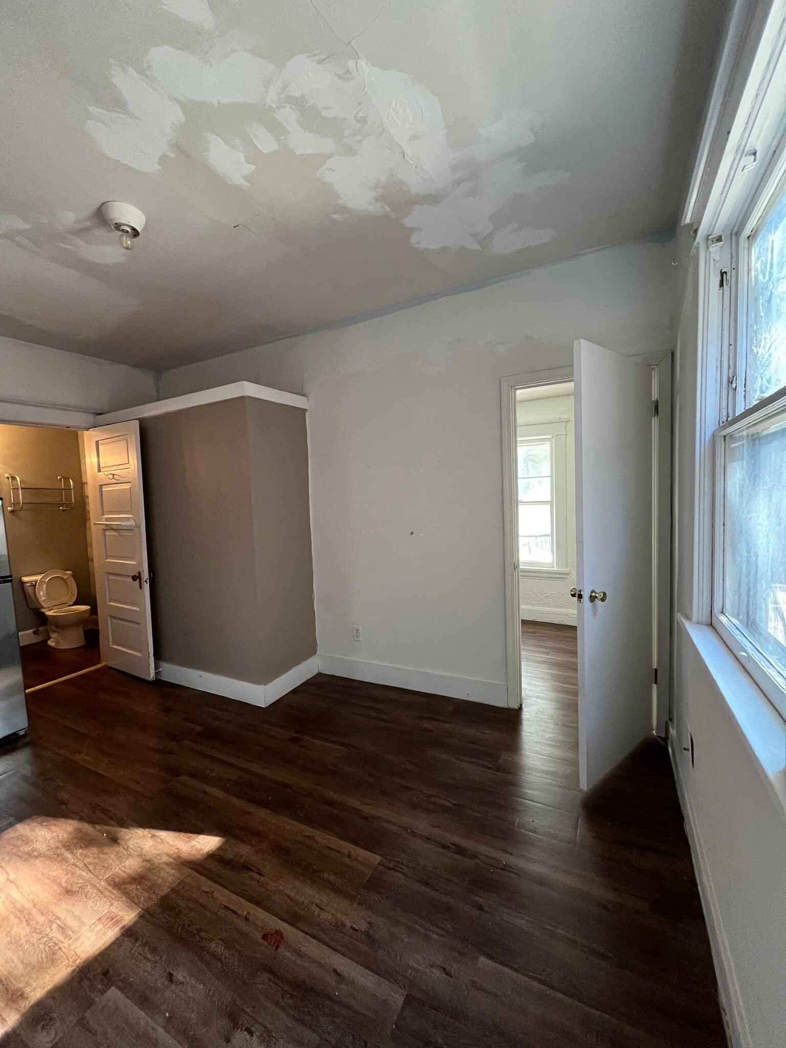 Building Photo - 1049 Spaight St