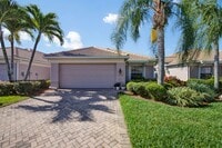 Building Photo - Rarely available Pool villa in Colonial Country Club!