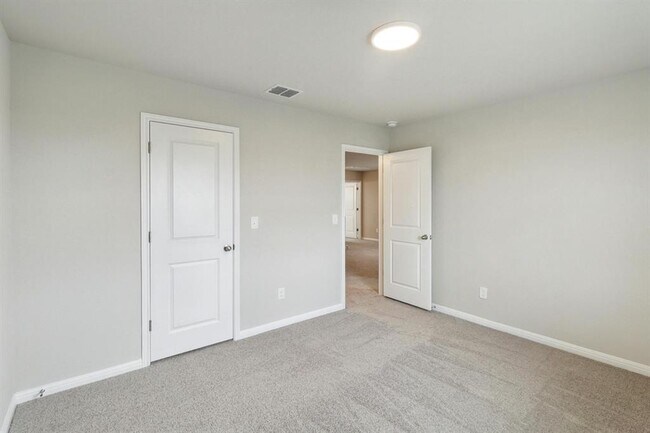 Building Photo - 6158 Marsh Ln