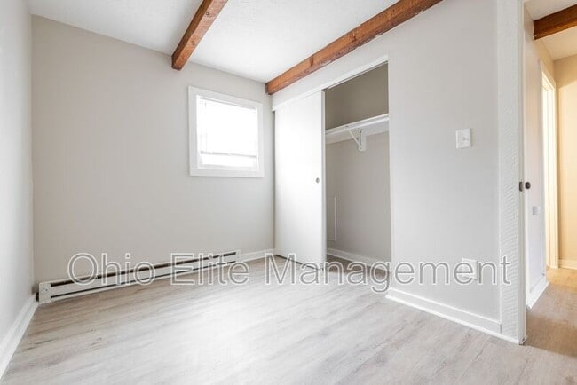Building Photo - 3088 Grasmere Ave