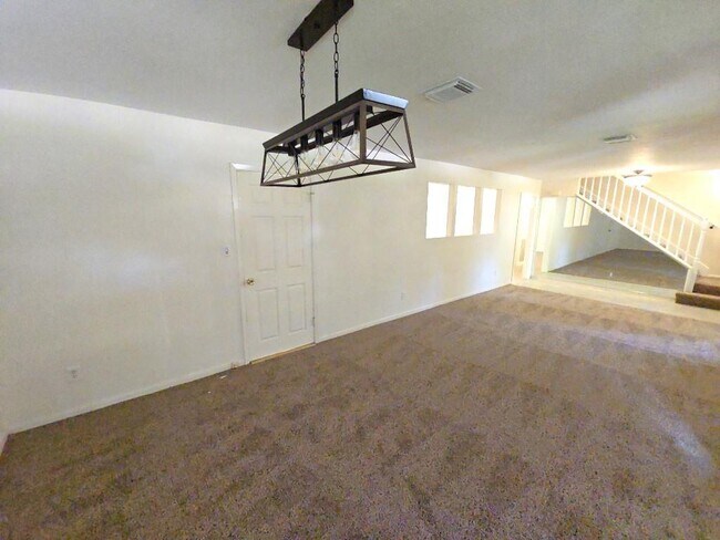 Building Photo - 12702 Ravensway Dr