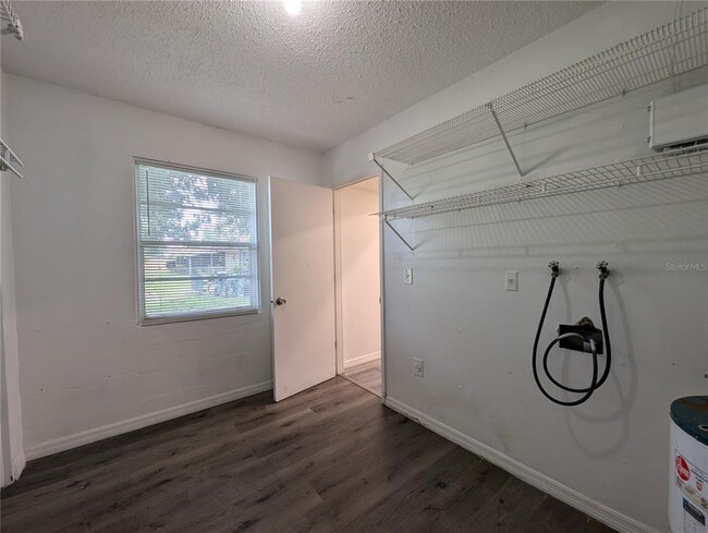 Building Photo - 3916 25th St W