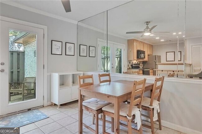 Building Photo - 8 Arpege Way NW