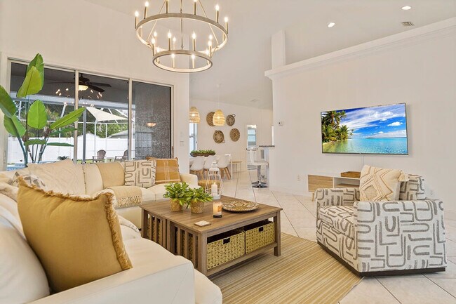 Building Photo - 67 Kashmir Trail