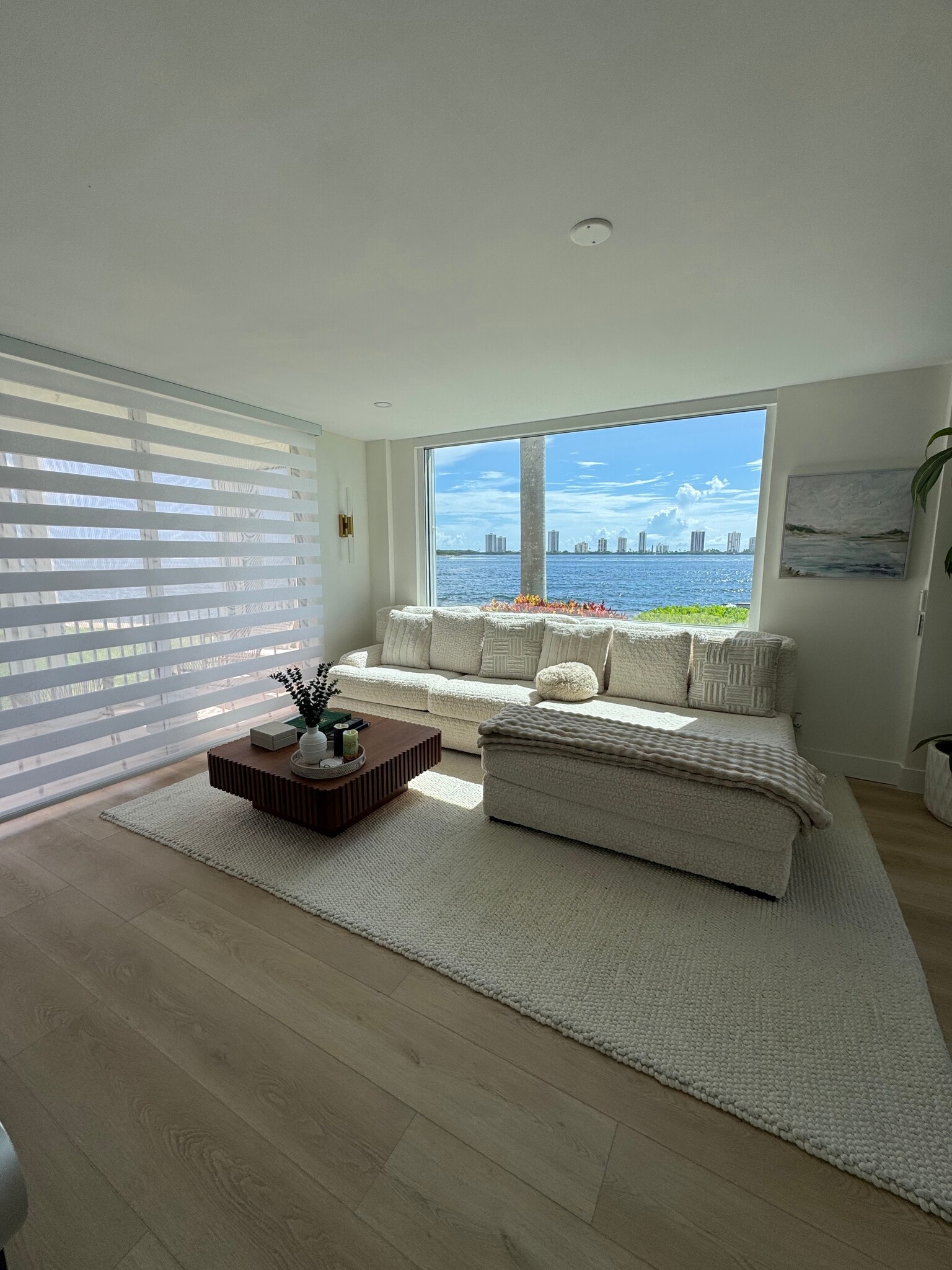 Building Photo - 100 Paradise Harbour Blvd